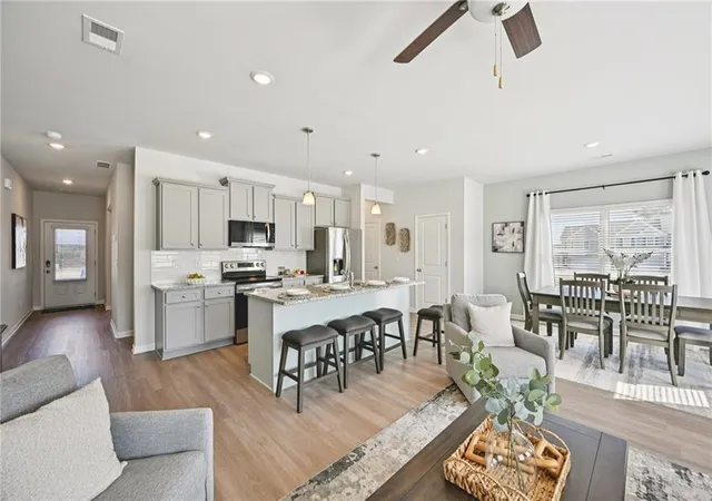 5th image of 1432 Barlow Rd, Lithonia, GA 30058 | MLS# 7773219