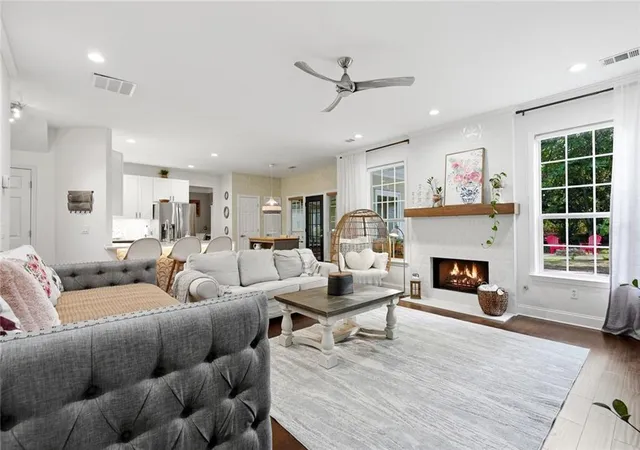 Photo 3 of Sale Pending at 184 Parkstone Way, Marietta, GA 30066 | MLS# 7801308 | Listing updated on 2026-08-23