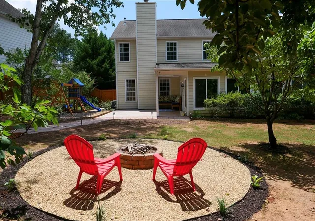Photo 4 of Sale Pending at 184 Parkstone Way, Marietta, GA 30066 | MLS# 7801308 | Listing updated on 2026-08-23