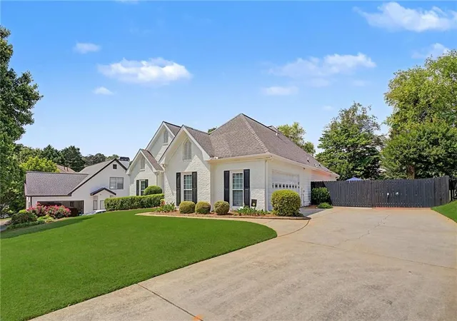 2nd image of 4045 Cherry Ridge Walk, Suwanee, GA 30024 | MLS# 7773355