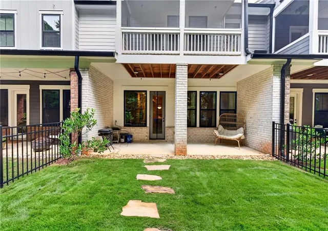 image of 945 Kenway Ave, Roswell, GA 30076 | MLS# 7815908