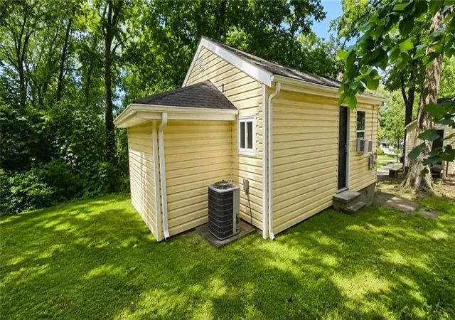3rd image of 1591 Woodland Ave Se, Atlanta, GA 30316 | MLS# 7779472