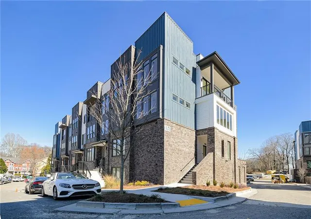 1st image of 1050 Stacks Ave Se #1510, Atlanta, GA 30315 | MLS# 7800765