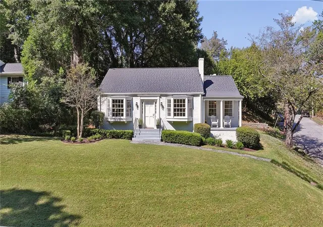 Photo 1 of Single family home for sale at 335 N Garden Ln Nw, Atlanta, GA 30309 | MLS# 7854625 | Listing updated on 2026-10-20