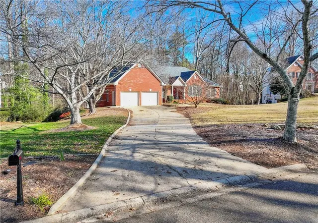 Homes for sale in Cumming, GA | 1525 Habersham Pl, Cumming, GA 30041 | MLS# 7774968