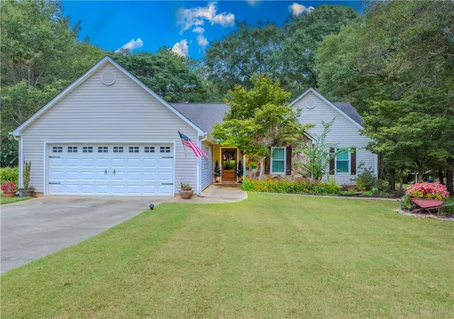 Photo 1 of Single family home for sale at 1505 Nunnally Wy, Monroe, GA 30655 | MLS# 7828930 | Listing updated on 2026-09-06
