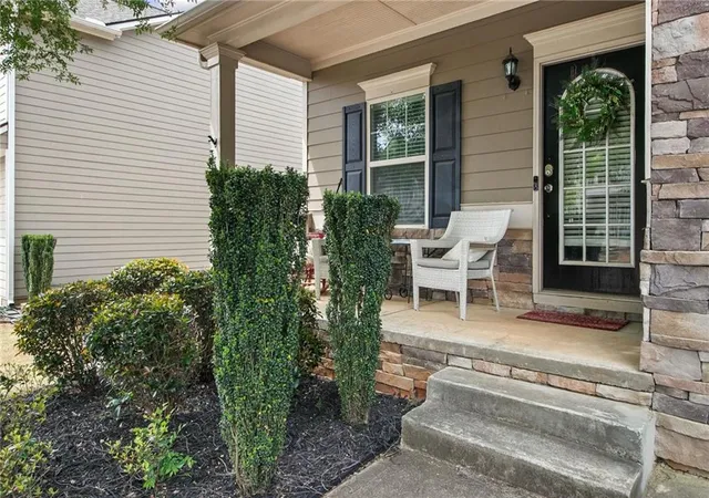 3rd image of 170 Cornerstone Cir, Woodstock, GA 30188 | MLS# 7754648