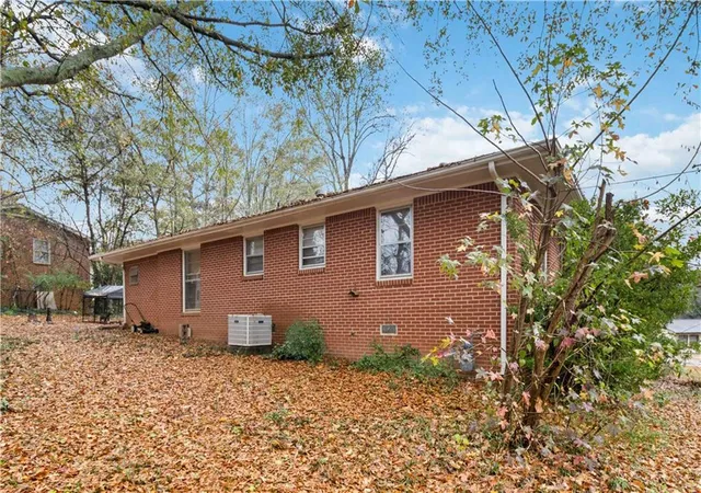 Homes for sale in Forest Park, GA | 913 Longleaf Dr, Forest Park, GA 30297 | MLS# 7774368