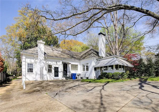 4th image of 414 Peachtree Battle Ave Nw, Atlanta, GA 30305 | MLS# 7739981