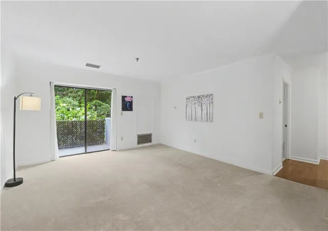 4th image of 300 Johnson Ferry Rd #A207, Sandy Springs, GA 30328 | MLS# 7822357