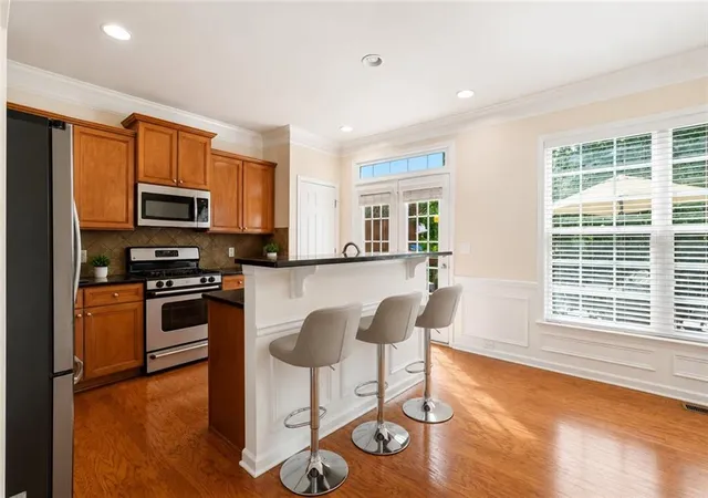 Photo 2 of Townhouse for sale at 10823 Yorkwood St, Johns Creek, GA 30097 | MLS# 7785743 | Listing updated on 2026-09-18