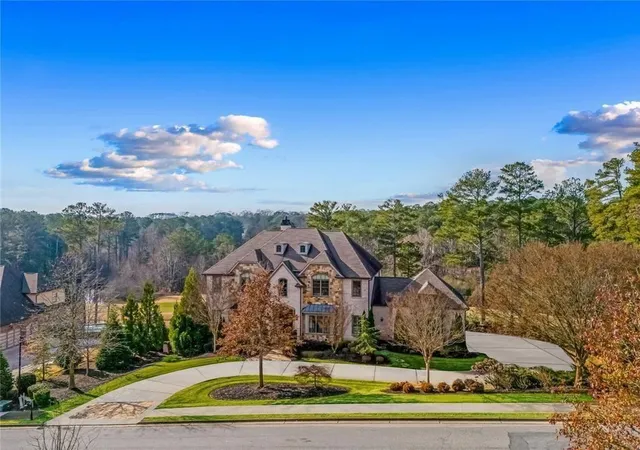 Photo 2 of Single family home for sale at 16146 Belford Dr, Alpharetta, GA 30004 | MLS# 7816448 | Listing updated on 2026-08-29
