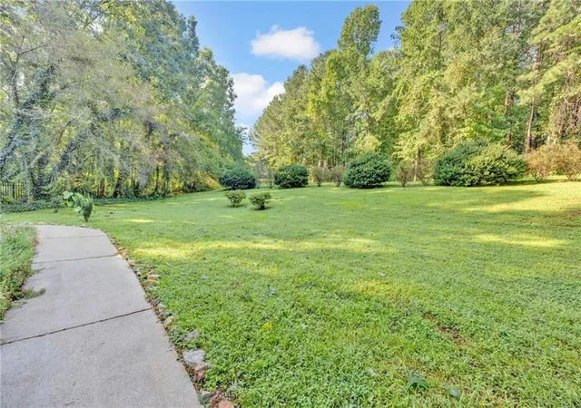 Photo 4 of Sale Pending at 1770 River Blf Rd, Monroe, GA 30656 | MLS# 7821637 | Listing updated on 2026-09-01