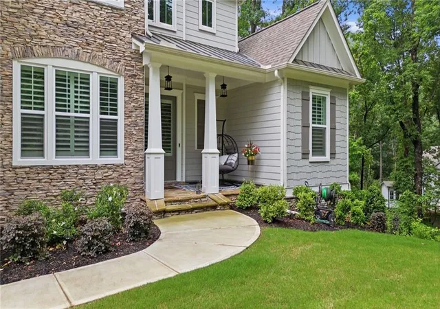 3rd image of 3610 Chattahoochee Rd, Cumming, GA 30041 | MLS# 7783607