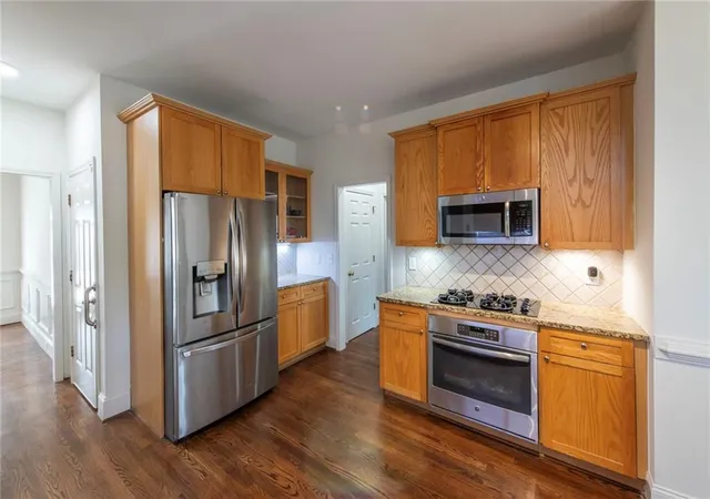 Photo 3 of Single family home for sale at 103 Brooke Park Dr, Canton, GA 30115 | MLS# 7788785 | Listing updated on 2026-10-22