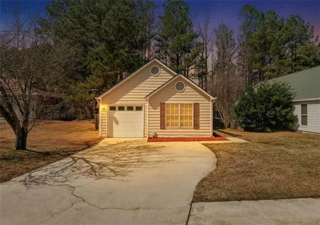 Photo 2 of Sale Pending at 1493 Fall Crk Tr, Douglasville, GA 30134 | MLS# 7768498 | Listing updated on 2026-09-10
