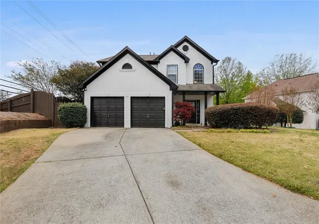 Photo 3 of Single family home for sale at 4905 Weathervane Dr, Johns Creek, GA 30022 | MLS# 7795206 | Listing updated on 2026-09-12