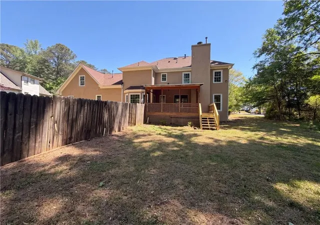 Photo 4 of Single family home for sale at 1033 Chestnut Hl Cir SW, Marietta, GA 30064 | MLS# 7757160 | Listing updated on 2026-09-19