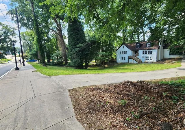 4th image of 1511 Joseph E Boone Nw Blvd Nw, Atlanta, GA 30314 | MLS# 7816681