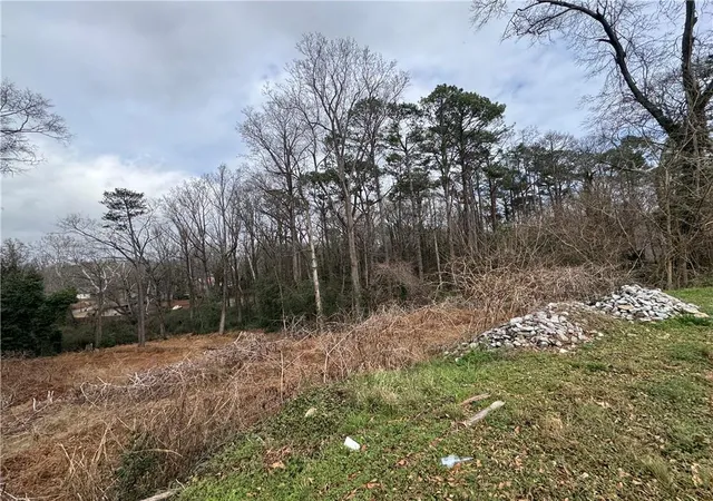 2nd image of 6991 Bruce Cir, Lithonia, GA 30058 | MLS# 7707657