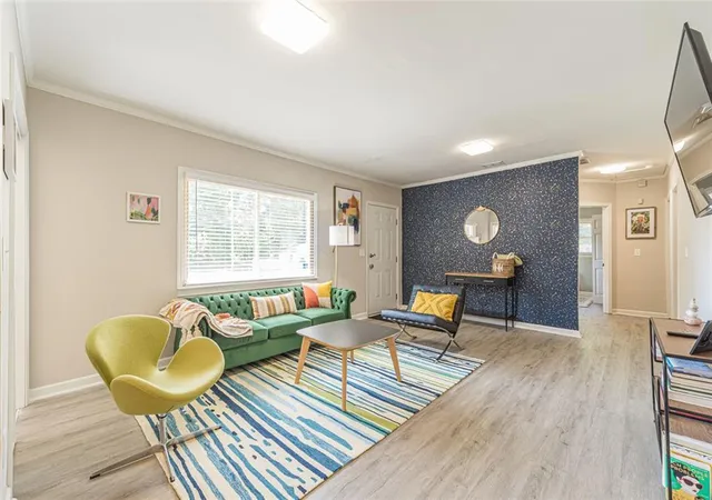 Photo 4 of Sale Pending at 2390 Brackett Rd, Marietta, GA 30060 | MLS# 7734006 | Listing updated on 2026-08-09
