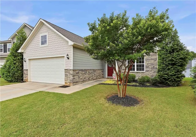 2nd image of 538 Princeton Cir, Palmetto, GA 30268 | MLS# 7799437