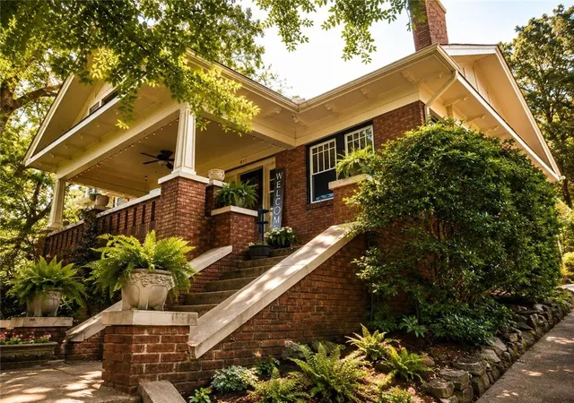 2nd image of 977 North Ave Ne, Atlanta, GA 30306 | MLS# 7813659