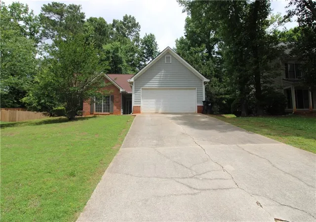 Homes for sale in Rex, GA | 3374 Mosswood Ln, Rex, GA 30273 | MLS# 7784877