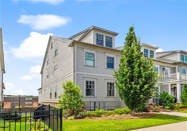 Photo 2 of Townhouse for sale at 668 Brashy St, Woodstock, GA 30188 | MLS# 7787242 | Listing updated on 2026-10-09