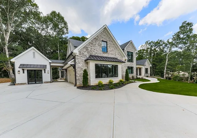 5th image of 250 Hawks Lake Dr, Ball Ground, GA 30107 | MLS# 7752053