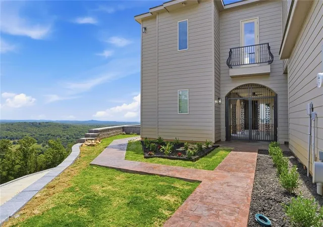 5th image of 525 Orchard Hills Dr, Clarkesville, GA 30523 | MLS# 7770524