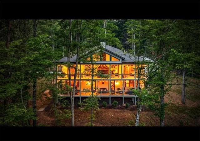 Photo 2 of Single family home for sale at 245 Bear Paw Trl, Blue Ridge, GA 30513 | MLS# 7817094 | Listing updated on 2026-08-15