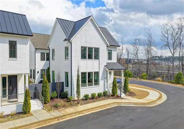 Photo 3 of Single family home for sale at 6785 Halcyon Way, Alpharetta, GA 30005 | MLS# 7731282 | Listing updated on 2026-03-27