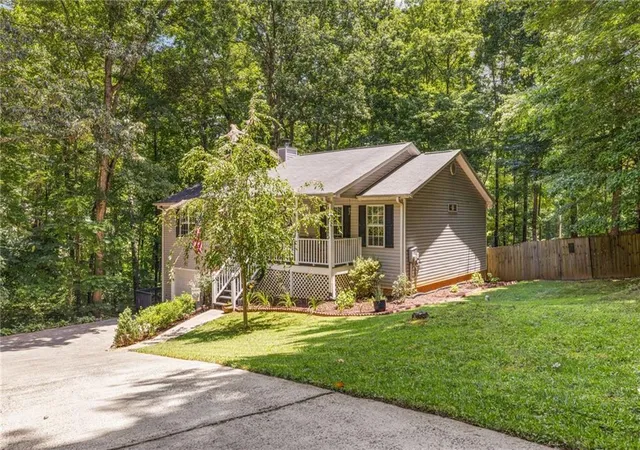 Homes for sale in Ball Ground, GA | 372 Jordan Rd, Ball Ground, GA 30107 | MLS# 7802121
