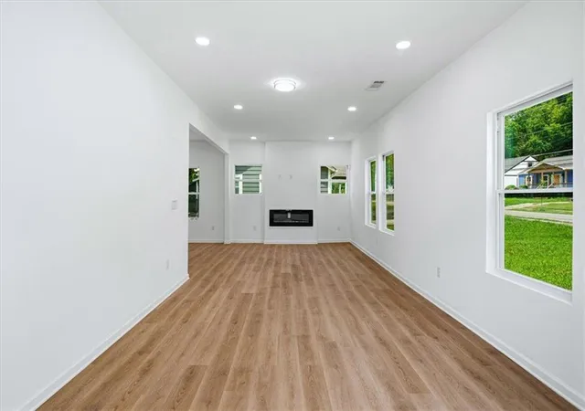 Photo 3 of Single family home for sale at 1502 Venetian Dr SW, Atlanta, GA 30311 | MLS# 7815579 | Listing updated on 2026-08-05
