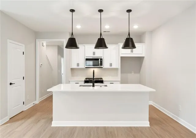 Photo 4 of Sale Pending at 1925 Kinnard Aly, Kennesaw, GA 30144 | MLS# 7790640 | Listing updated on 2026-08-27