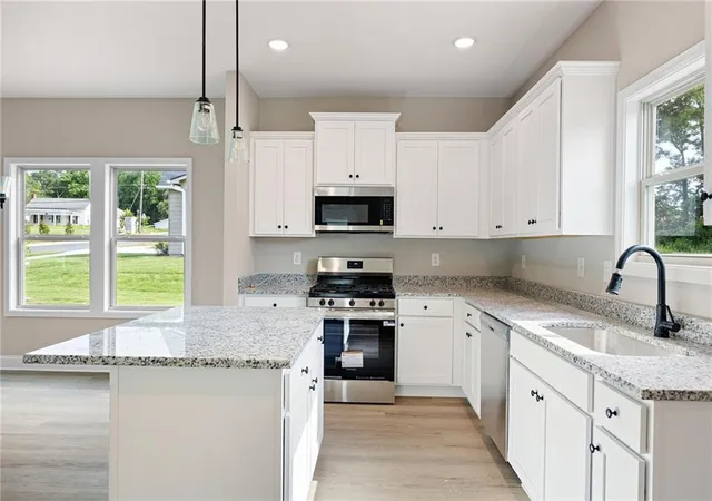 Homes for sale in Carrollton, GA | 104 Winston Wy, Carrollton, GA 30117 | MLS# 7726872