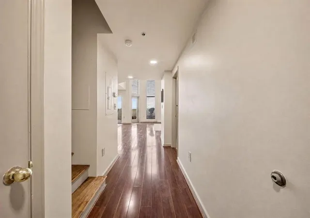 3rd image of 795 Hammond Dr #2407, Sandy Springs, GA 30328 | MLS# 7819150
