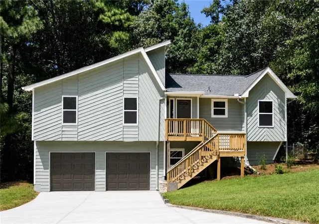 Photo 1 of Single family home for sale at 4033 Maxanne Dr Nw, Kennesaw, GA 30144 | MLS# 7824933 | Listing updated on 2026-09-15
