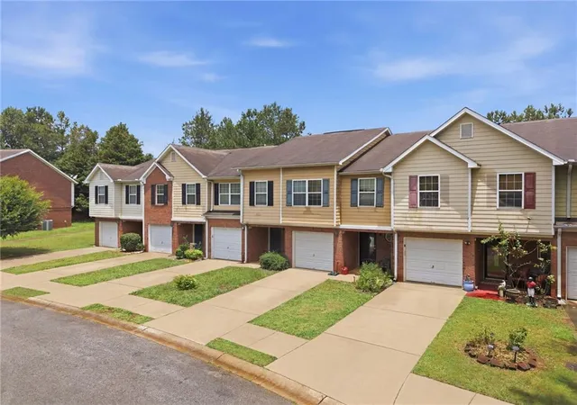 Photo 2 of Sale Pending at 605 Magnolia Gdns Walk, Mcdonough, GA 30253 | MLS# 7803581 | Listing updated on 2026-09-04