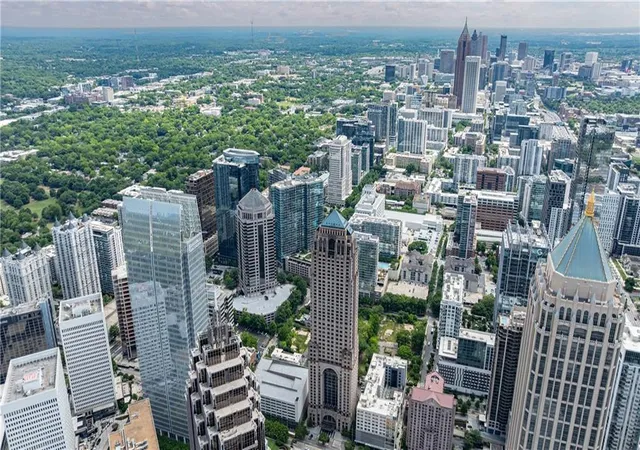 2nd image of 75 14Th St Ne, Atlanta, GA 30309