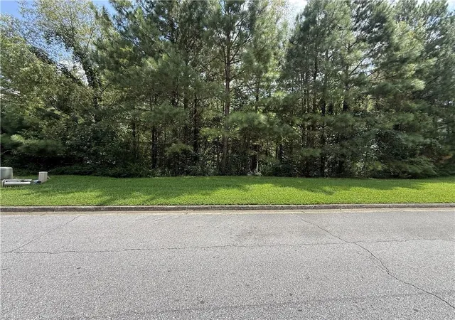 1st image of 425 Longwood Pl, Dallas, GA 30132 | MLS# 7823377