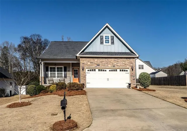 1st image of 25 Greer Dr, Rome, GA 30161 | MLS# 7705208