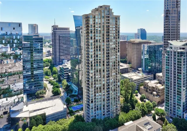 Homes for sale in Atlanta, GA | 3445 Stratford Rd Ne #3105, Atlanta, GA 30326 | MLS# 7804108