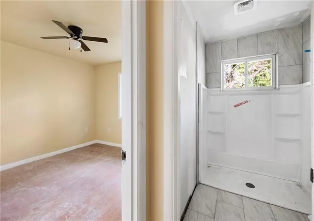 Photo 4 of Sale Pending at 1620 Line Cir, Decatur, GA 30032 | MLS# 7729871 | Listing updated on 2026-09-25