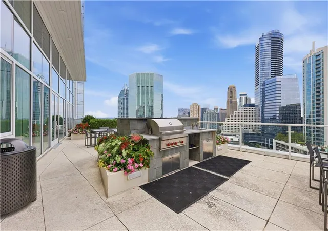 Listing Photo 2 - Condo for sale in building located at 3325 Piedmont Rd Ne, Atlanta, GA 30305 - Unit #2702