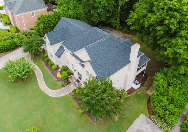 Photo 3 of Sale Pending at 2552 Berwick Walk, Snellville, GA 30078 | MLS# 7574022 | Listing updated on 2026-10-08