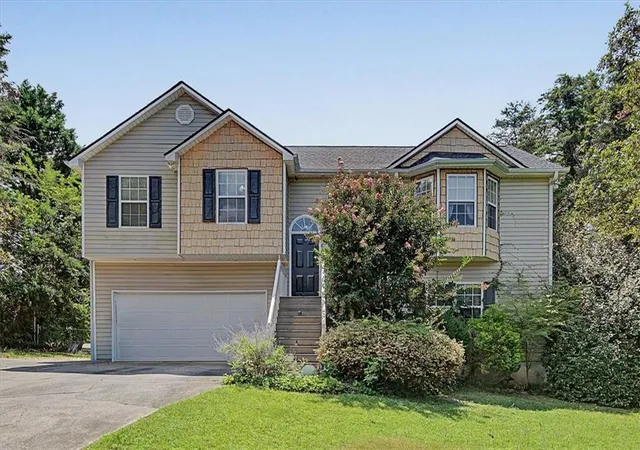 1st image of 30 Indian Hills Dr, Rydal, GA 30171 | MLS# 7829467