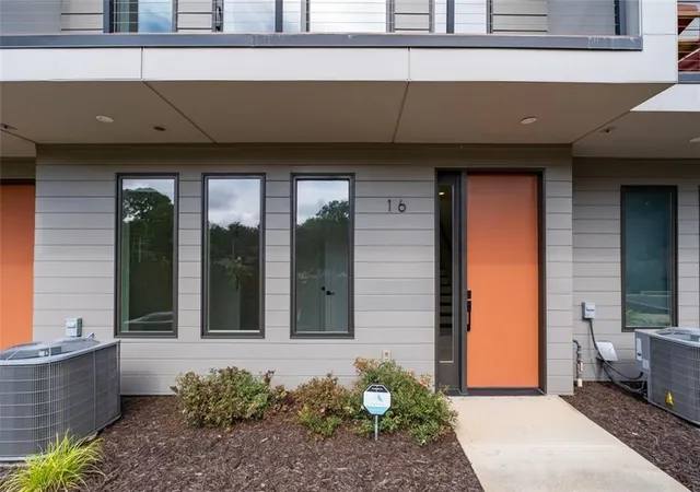 Photo 2 of Sale Pending at 1300 Memorial Dr Se #16, Atlanta, GA 30317 | MLS# 7812260 | Listing updated on 2026-08-26