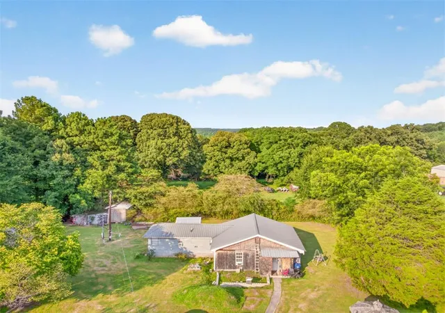 Photo 1 of Sale Pending at 4905 Hudson Rd, Loganville, GA 30052 | MLS# 7813627 | Listing updated on 2026-10-29